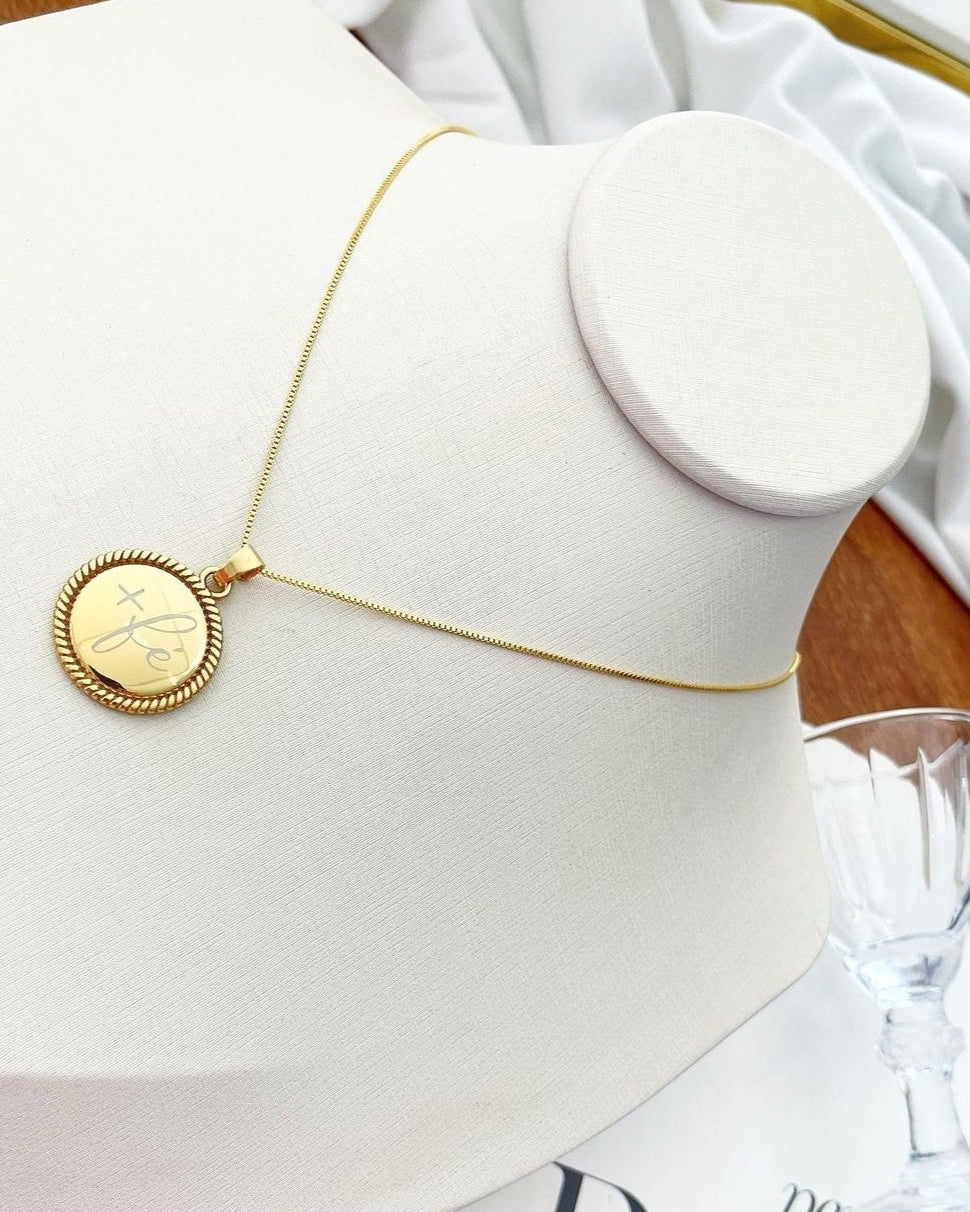 18k gold plated necklace with FAITH pendant