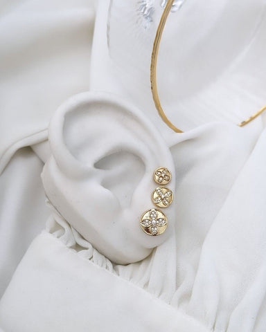 Trio de brincos Folheado a ouro 18k Inspiração Virginia cravejado com zirconia