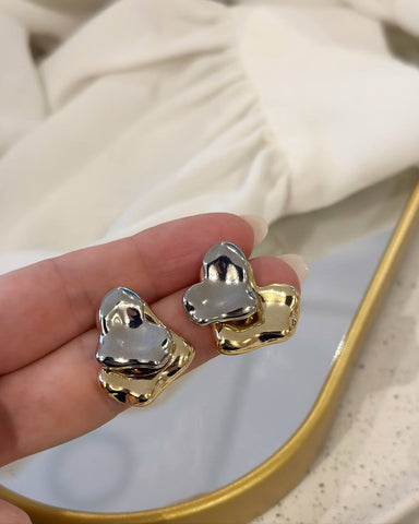 Brinco Folheado a ouro 18k duplo banho prata e dourado.