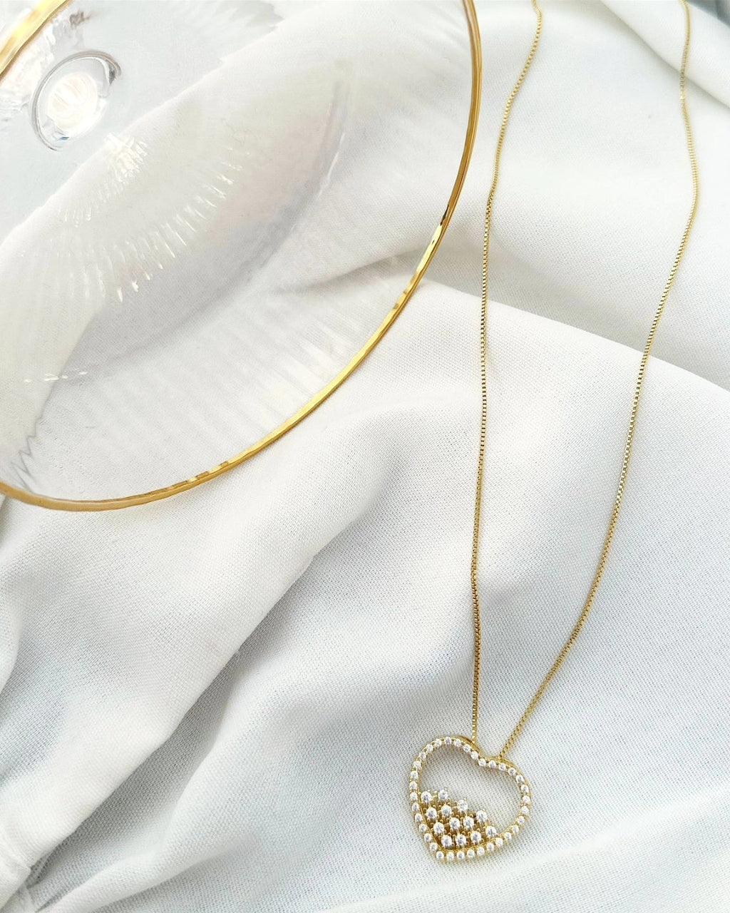 Colar a ouro 18k Coração cravejado com zirconia Cristal