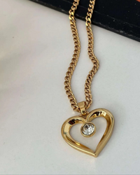 Colar semijoias ouro 18k dourado corações vazado com ponto de luz .