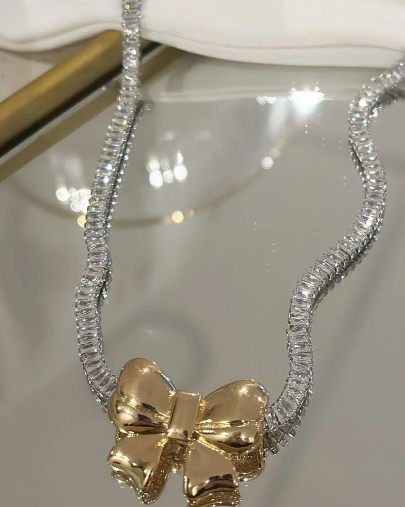Colar Riviera prata e folheado a ouro 18k mix Laço dourado ou prata .