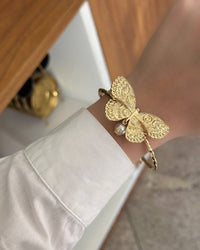 Choker Aro Borboleta com pérola e pulseira Folheado a ouro 18k.