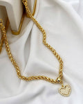 Colar Folheado a ouro 18k Elos duplos Groumet coração cravejado.