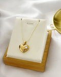 Colar Folheado a ouro 18k coração com ponto de Luz