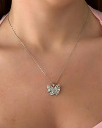 Colar Folheado a prata Borboleta toda cravejada de zirconias .