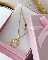Colar duplo Folheado a ouro 18k Ponto de luz e patinha.