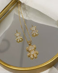 Conjunto Ursinho Taddy cravejado com zirconia Folheado a ouro 18k e folheado a prata.