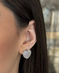 Conjunto Folheado a prata laminado com coração cravejado.