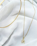 Colar Folheado a ouro 18k Ferradura cravejada e cavalo.