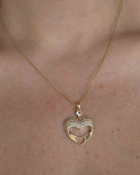 Colar Folheado a ouro 18k coração vazado cravejado com zirconias