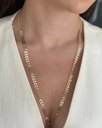Colar longo Folheado a ouro 18k escamas lisa