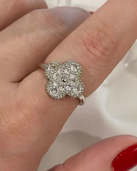 Anel Folheado prata inspiração Virginia cristal com zirconias tamanho 18/19